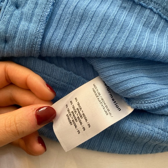 Reformation Gellar sweater in blue - Picture 4 of 4